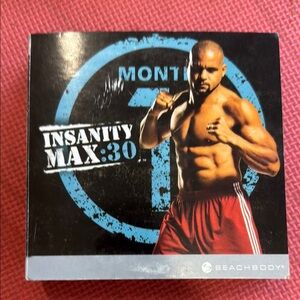 Beachbody Insanity Max:30 Fitness Program with Red and Blue Accents